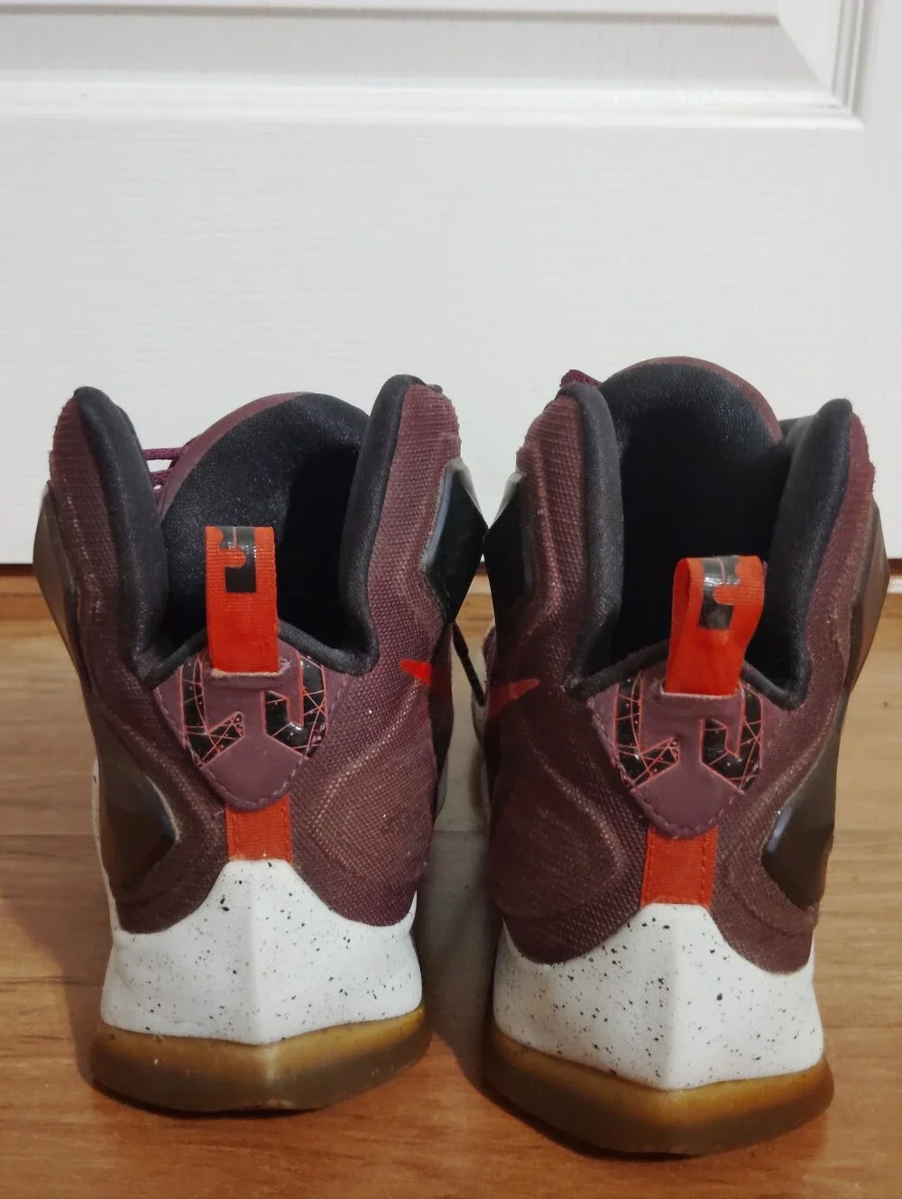 Nike Lebron 13 Mulberry Written In The Stars Size 10.5